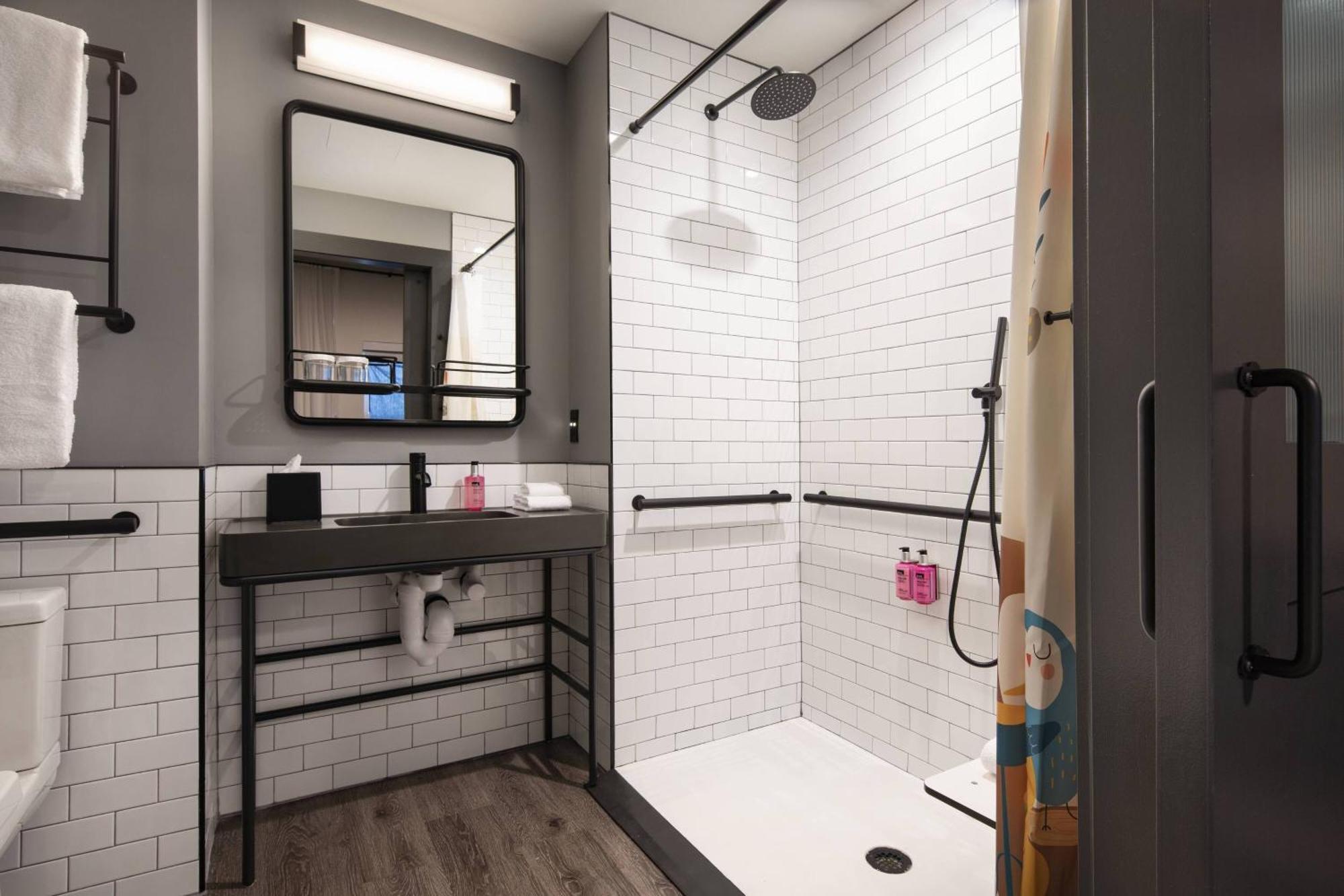 Moxy Nashville Vanderbilt Area Exterior foto